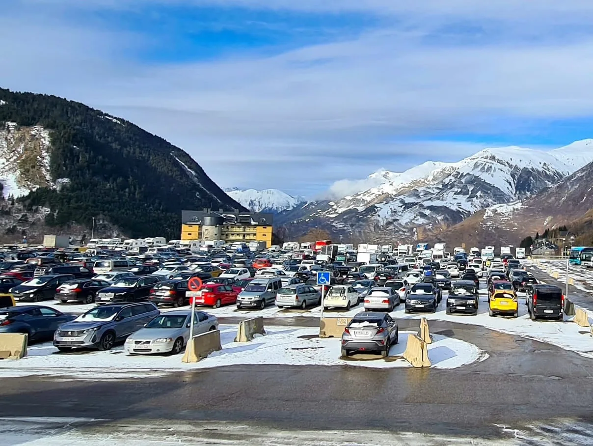 Baqueira 1.500 renovará su aparcamiento con tarifa máxima de 12 euros al día