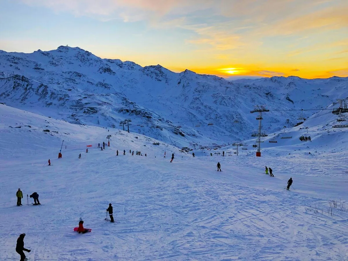 Las estaciones de esquí de verano en los Alpes entre tradición y paisajes únicos