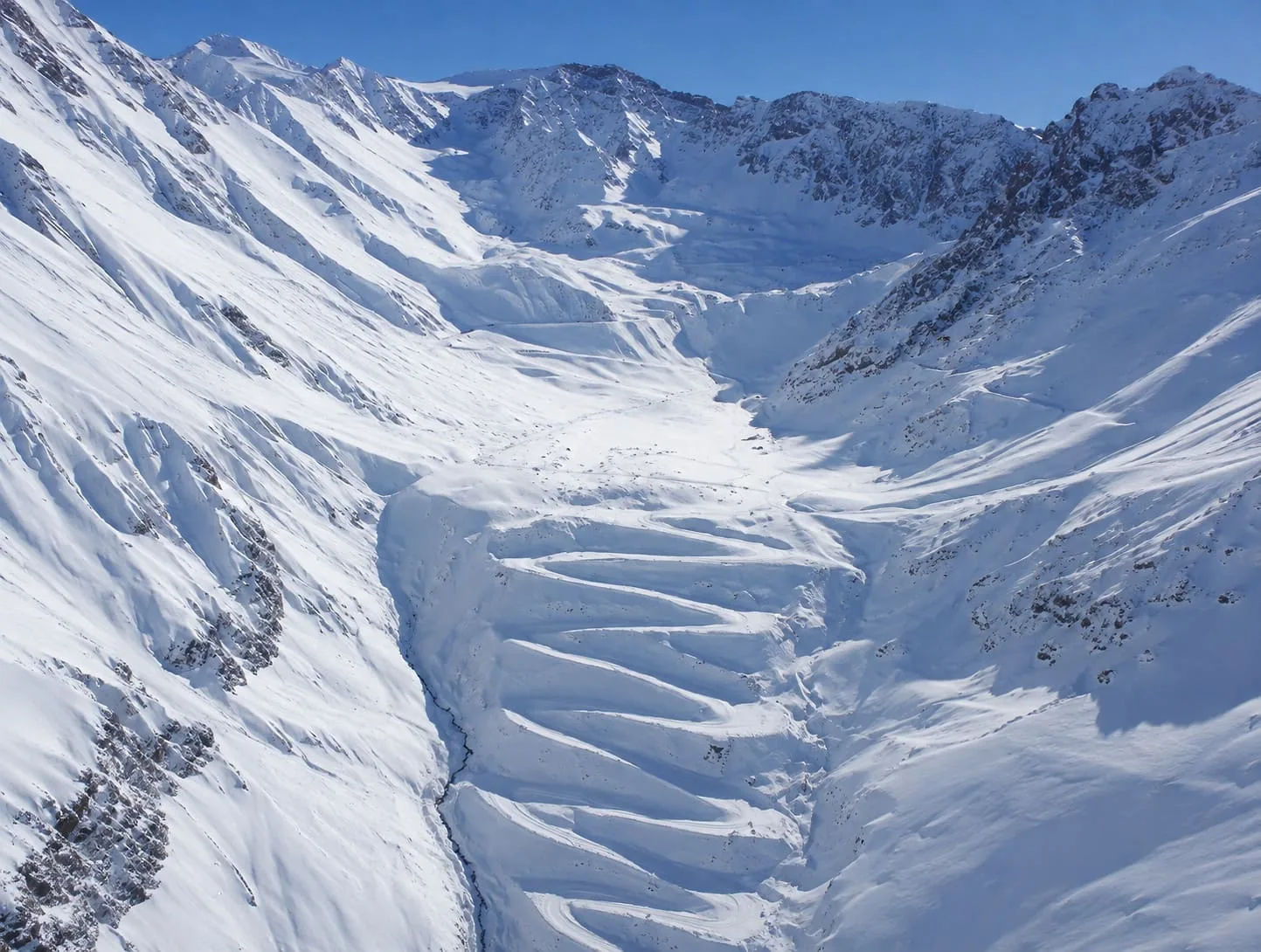Portillo permanece aislado tras más de tres semanas de cierre en la ruta internacional Chile-Argentina