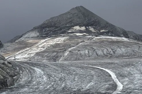 Se termina el esquí de verano en glaciares de los Alpes por condiciones climáticas