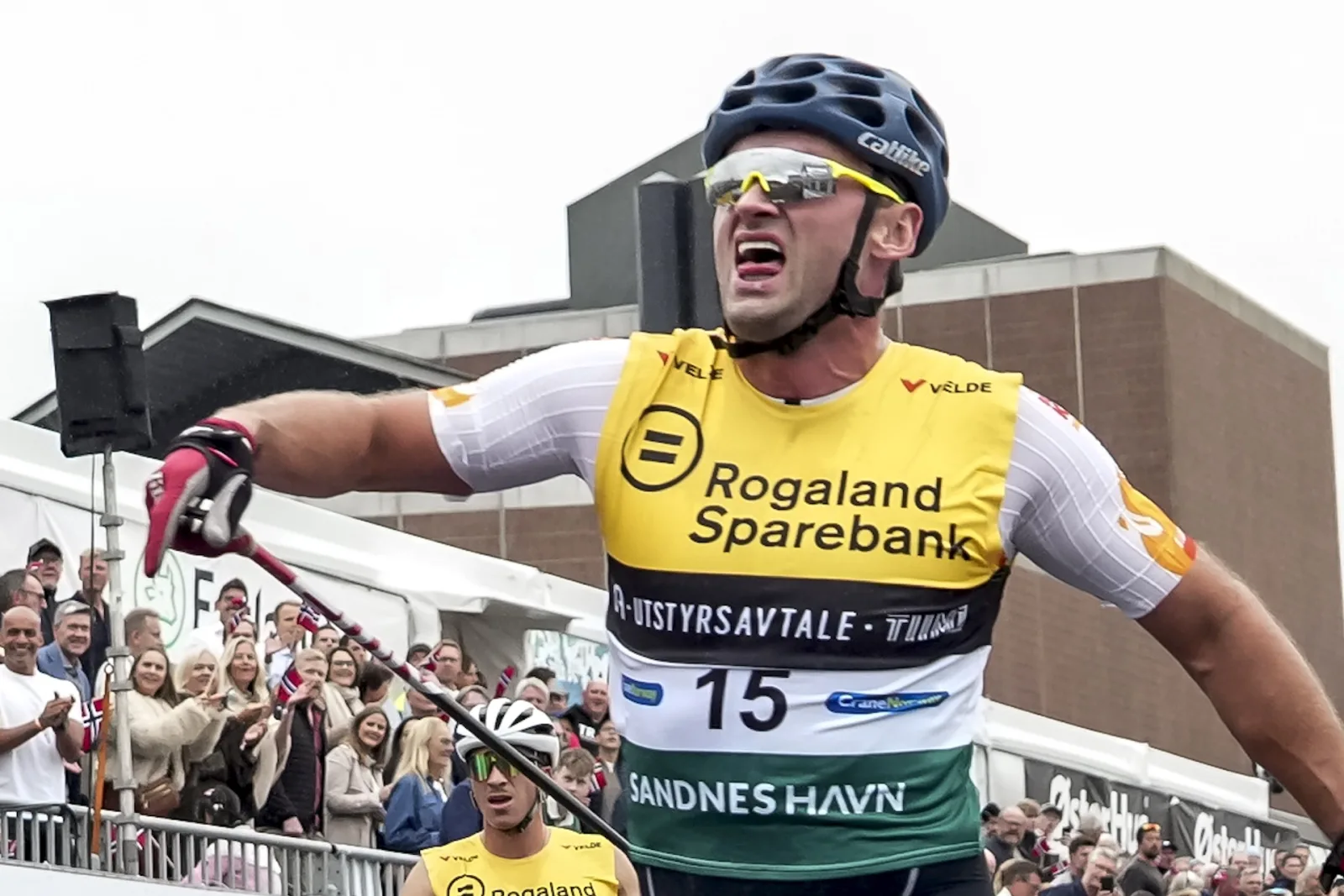 Tres generaciones de esquiadores se enfrentan en la sprint de Toppidrettsveka en Aure