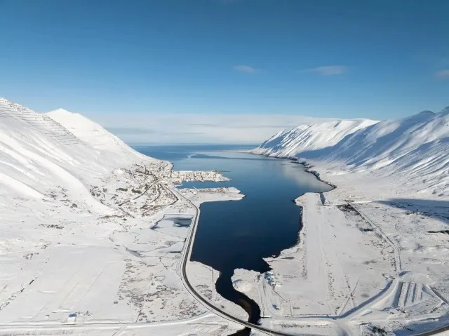 Viking Heliskiing adquiere infraestructura clave para operar en el norte de Islandia